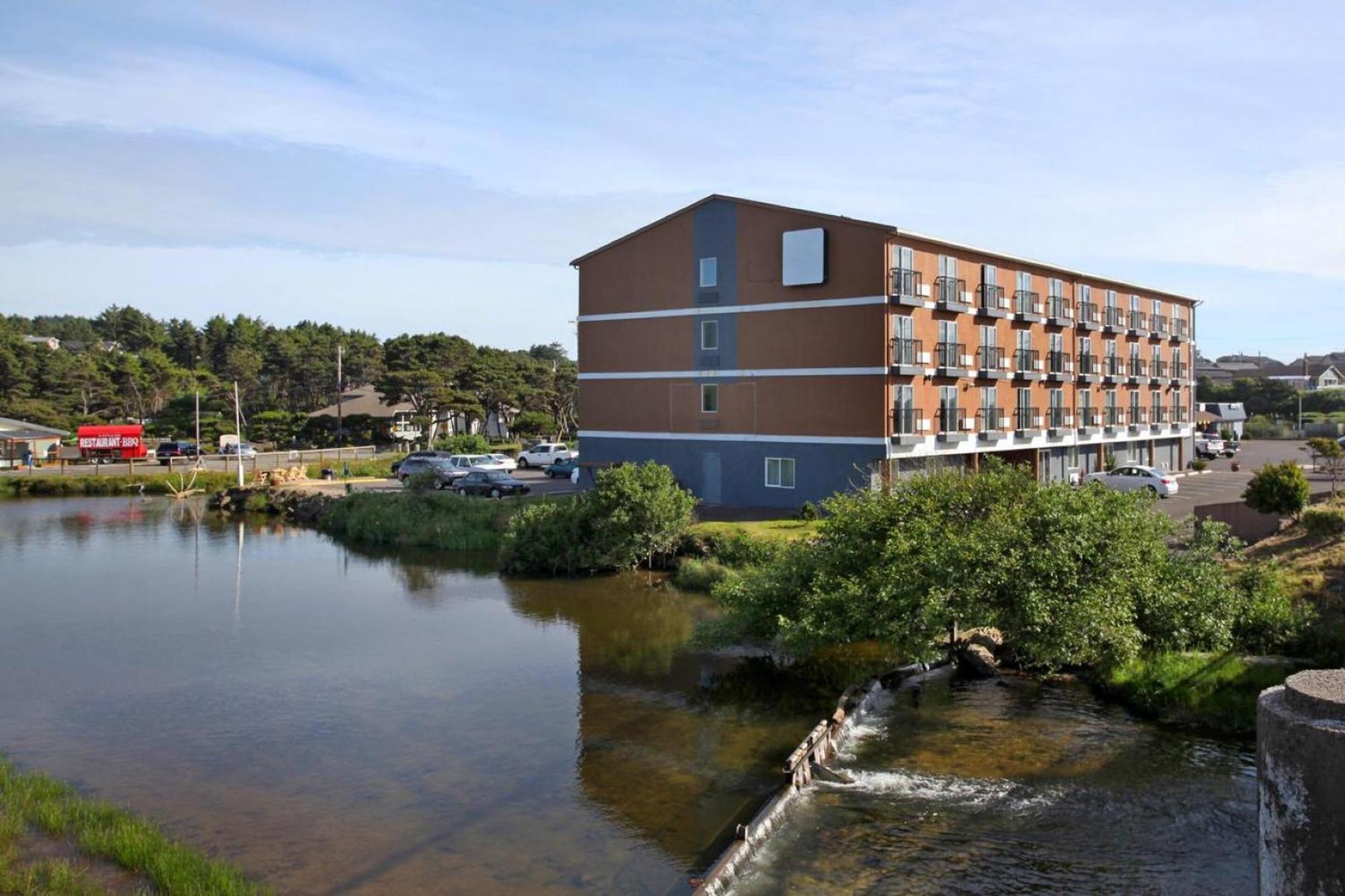 Inn At Lincoln City By Oyo Exterior foto